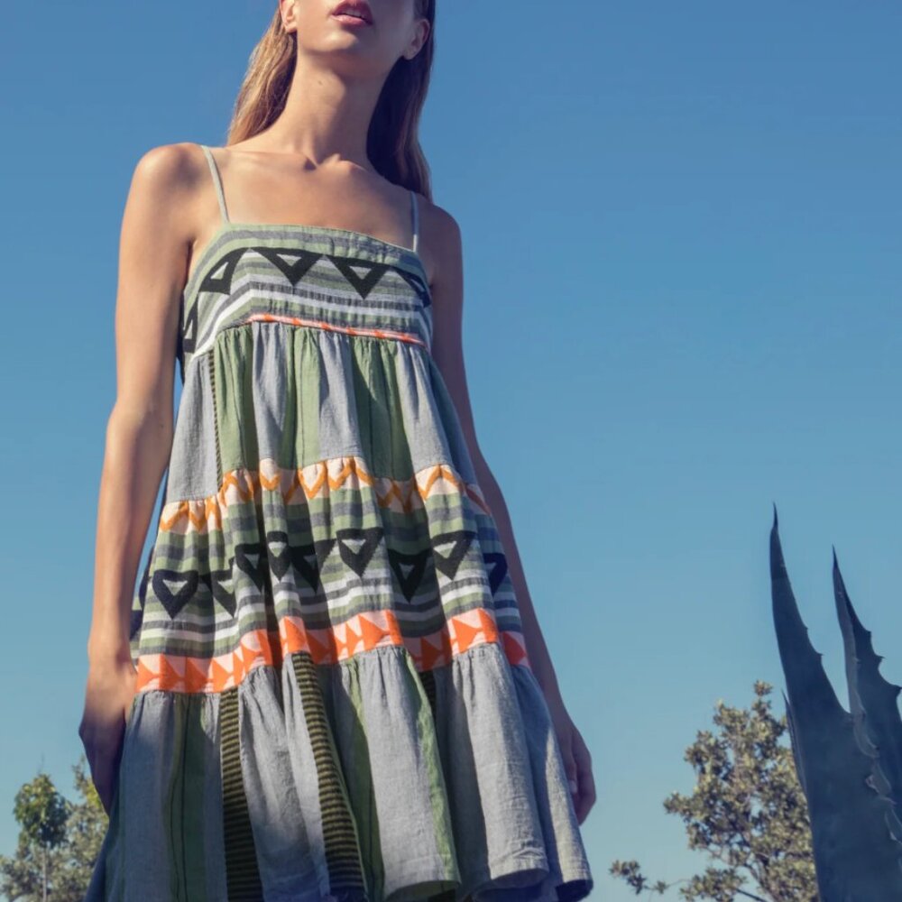 Short loose Doha dress - Devotion Twins in Khaki and Orange